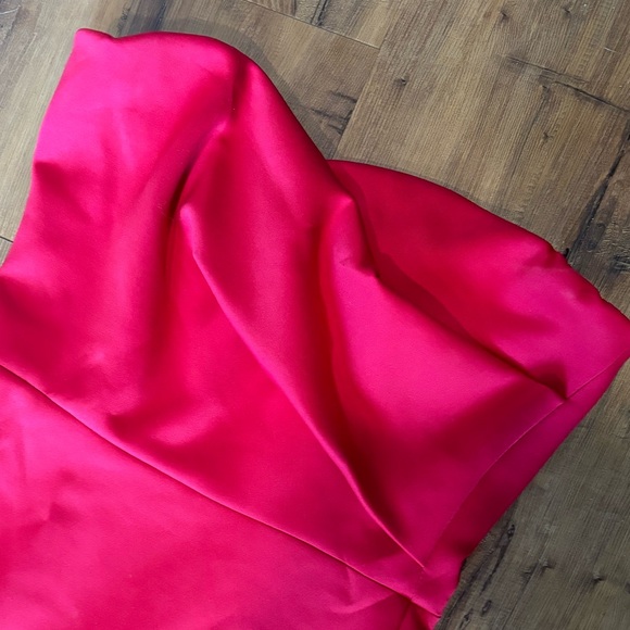 Black Halo Eve Katiyah Strapless Red Mermaid Gown Sweetheart Neckline - Picture 8 of 8